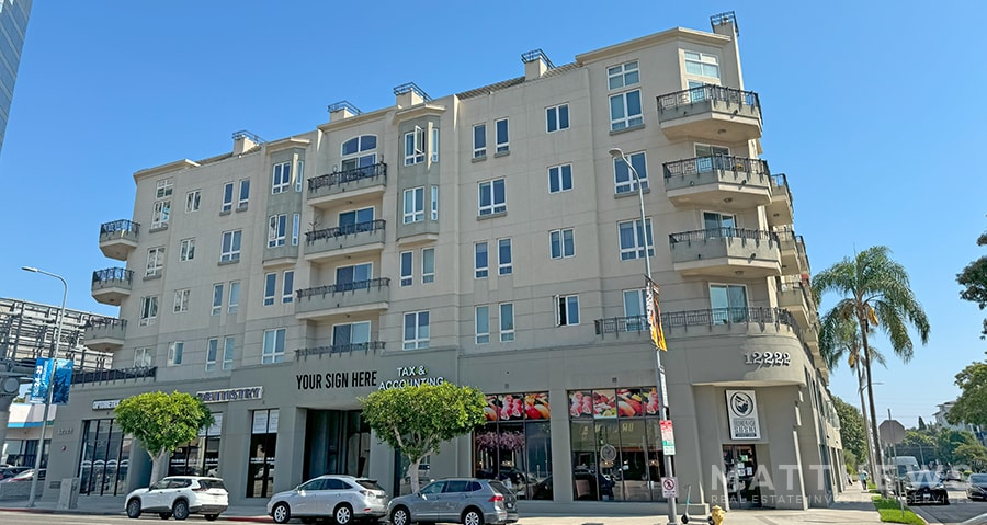 12222 Wilshire Blvd, Los Angeles, CA à vendre - Photo principale – Image 2 sur 5