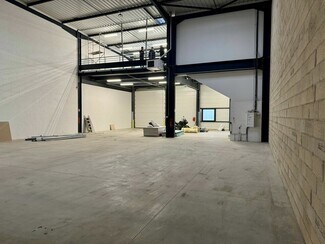 Plus de détails pour 4 Rue Magnier Bedu, Groslay - Local d'activités à louer