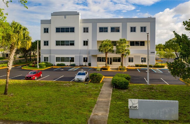 Plus de détails pour 1095 Broken Sound Pky, Boca Raton, FL - Bureau, Industriel/Logistique à louer