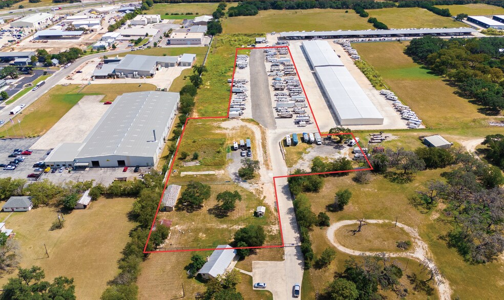 29 Scenic Loop Rd, Boerne, TX à louer - Photo de l’immeuble – Image 2 sur 4