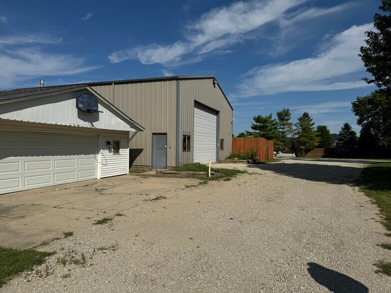 7842 IL-71, Yorkville, IL à vendre - Photo de l’immeuble – Image 2 sur 72