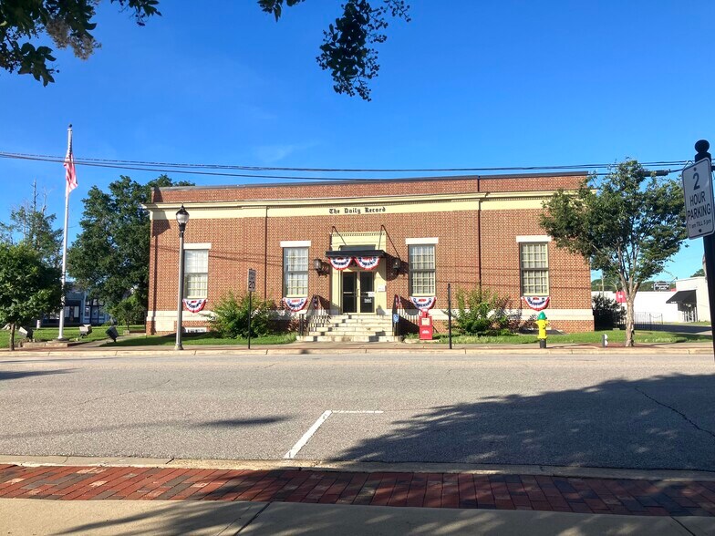 99 W Broad St, Dunn, NC à vendre - Photo de l’immeuble – Image 1 sur 15