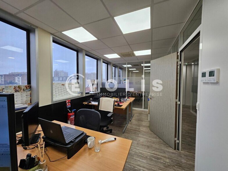 Bureau dans Malakoff à vendre - Photo intérieure – Image 3 sur 22
