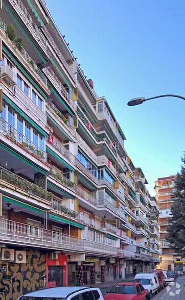 Avenida Alcalde José Aranda, 53, Alcorcón, Madrid à louer - Photo de l’immeuble – Image 2 sur 2