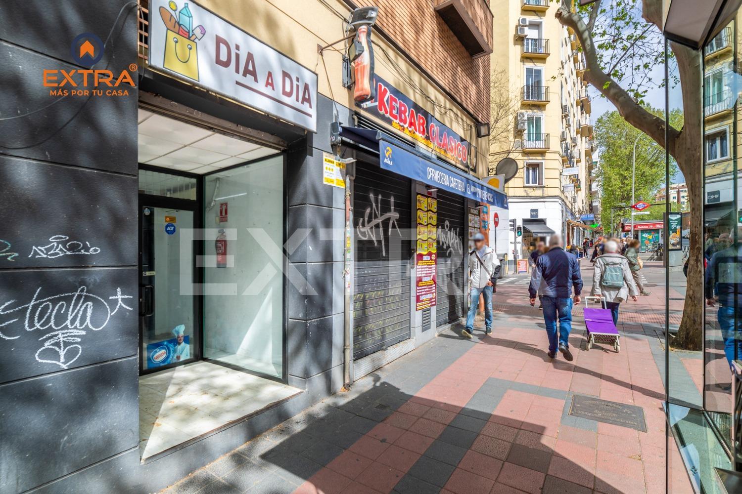 Local commercial dans Madrid, Madrid à louer Photo principale– Image 1 sur 6