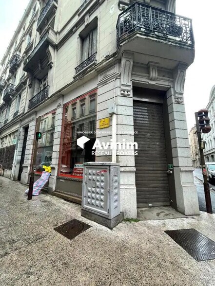 Local commercial dans Saint-Étienne à louer - Photo de l’immeuble – Image 1 sur 6