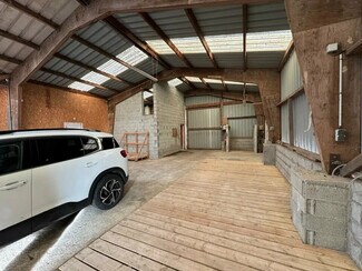 Plus de détails pour Local d'activités à louer