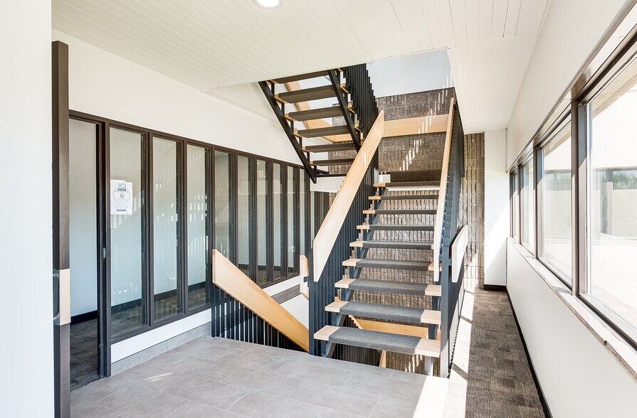 6780 Av 1re, Québec, QC à louer - Photo de l’immeuble – Image 2 sur 5