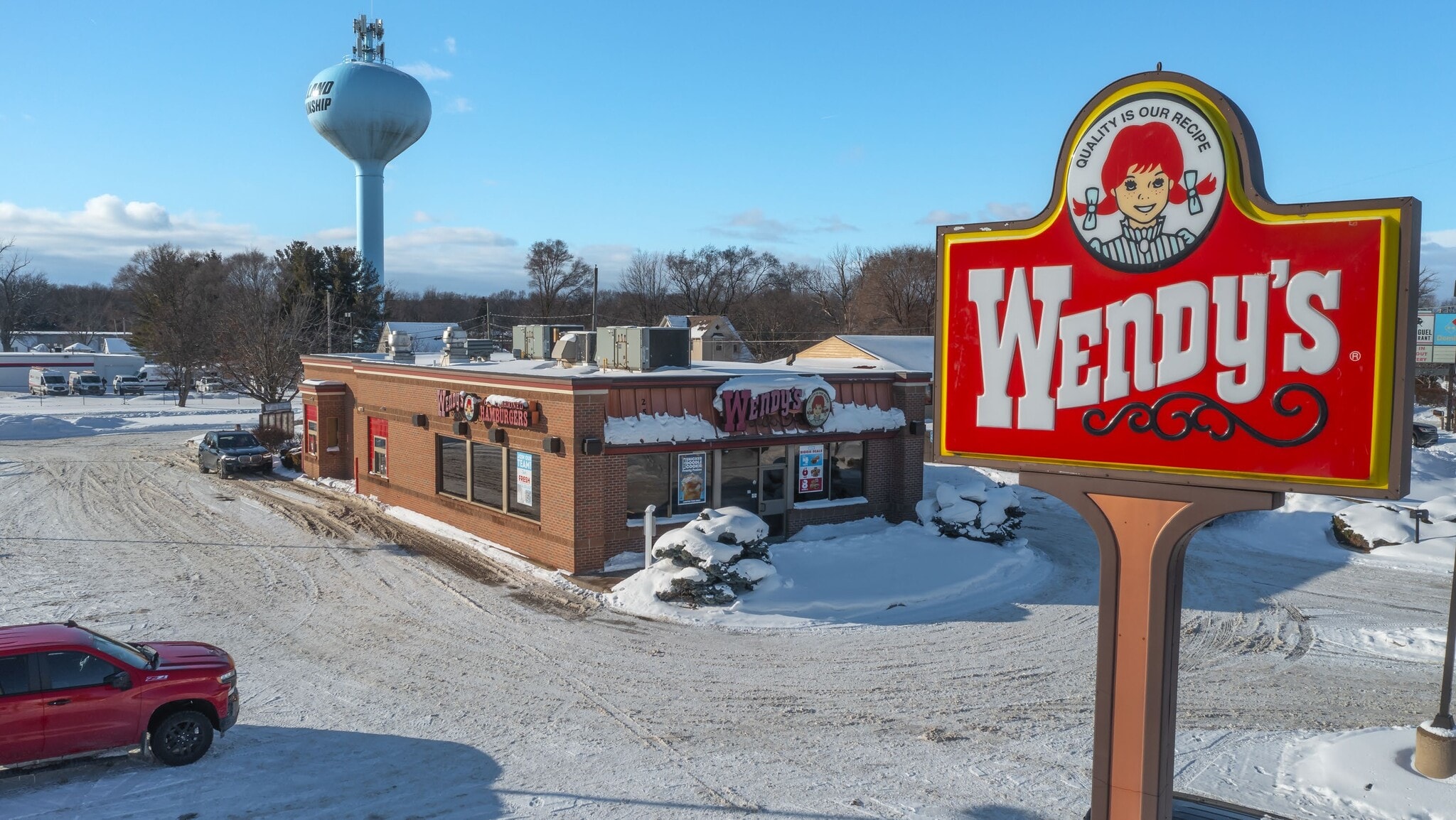 250 N River Ave, Holland, MI à vendre Photo principale– Image 1 sur 4