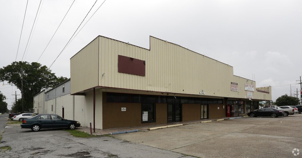 2300 Airline Dr, Kenner, LA à vendre - Photo de l’immeuble – Image 3 sur 45