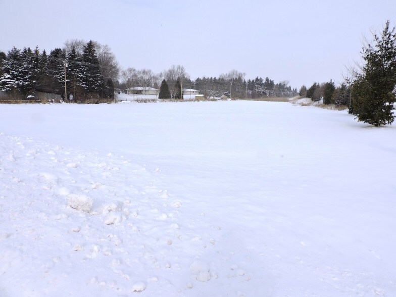 4716 County Road J, Sheboygan, WI à vendre - Photo de l’immeuble – Image 2 sur 17
