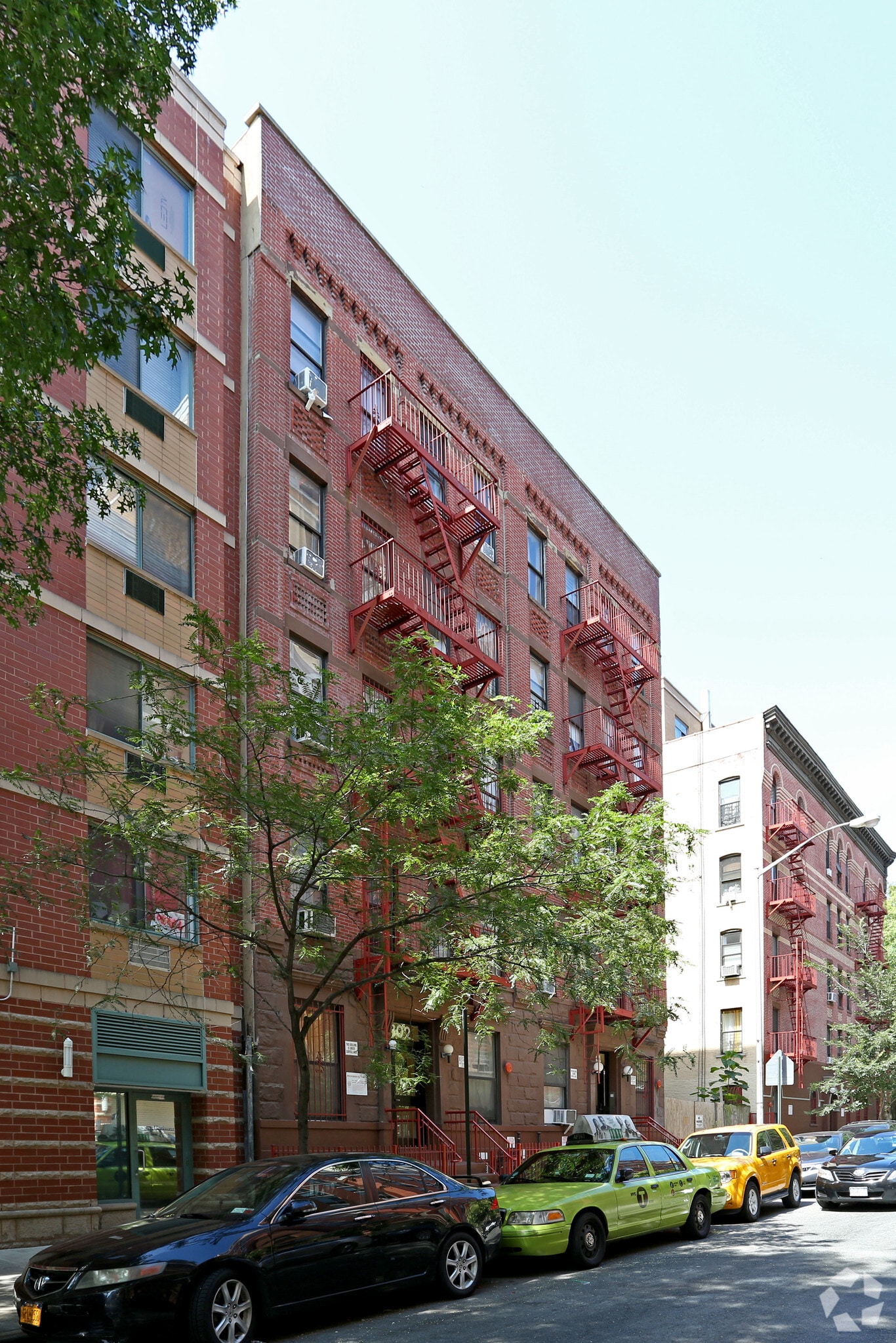 302 W 148th St, New York, NY à vendre Photo principale– Image 1 sur 5
