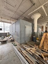 13000 Athens Ave, Lakewood, OH à louer Photo intérieure– Image 1 sur 4