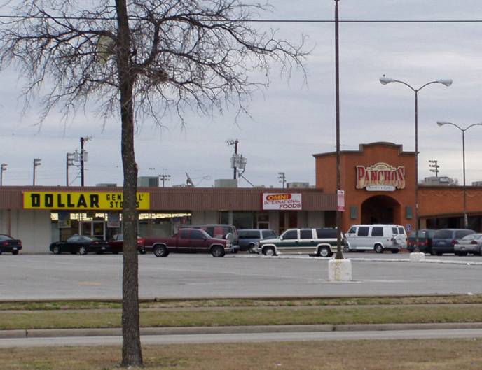 4500-4550 Gus Thomasson Rd, Mesquite, TX à louer - Photo de l’immeuble – Image 3 sur 4