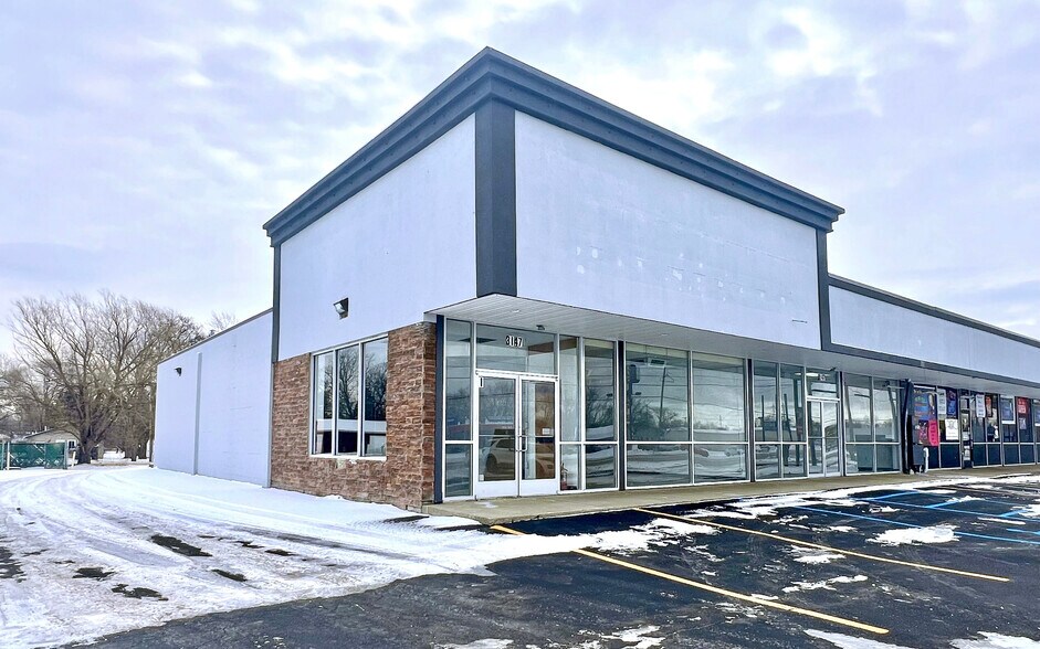 3147 S Dort Hwy, Burton, MI à vendre - Photo de l’immeuble – Image 3 sur 7