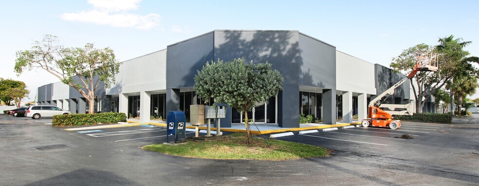 5201 Ravenswood Rd, Fort Lauderdale, FL à louer - Photo de l’immeuble – Image 1 sur 8