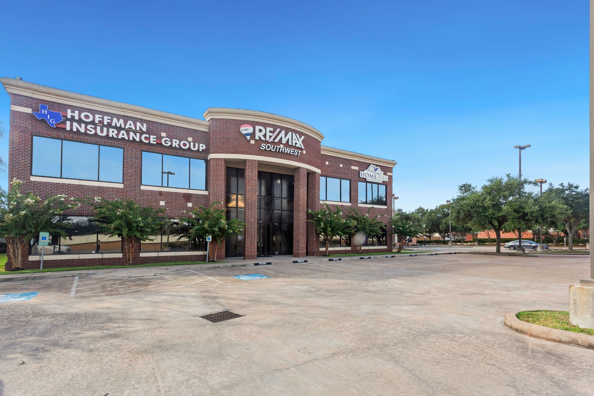 14905 Southwest Fwy, Sugar Land, TX à louer Photo de l’immeuble– Image 1 sur 22