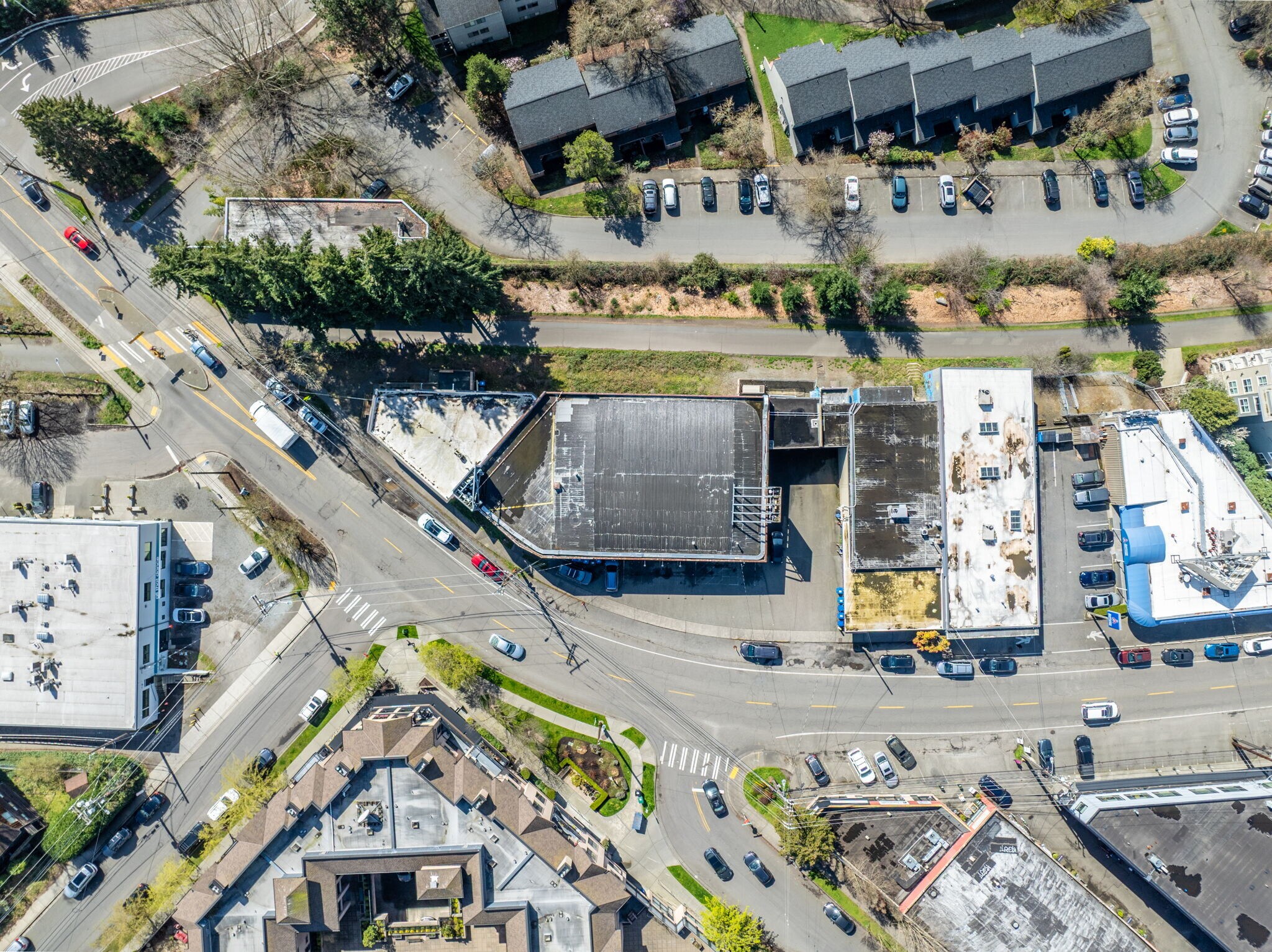 For Ground Lease portefeuille de 2 biens à vendre sur LoopNet.fr Photo de l’immeuble– Image 1 sur 3