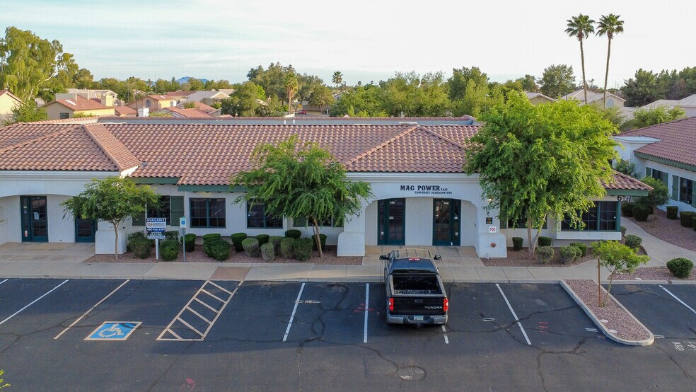 1757 E Baseline Rd, Gilbert, AZ à vendre - Photo de l’immeuble – Image 1 sur 6