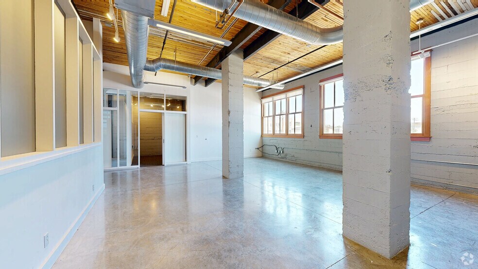 107 SE Washington St, Portland, OR à louer - Numérisation 3D Matterport – Image 3 sur 30