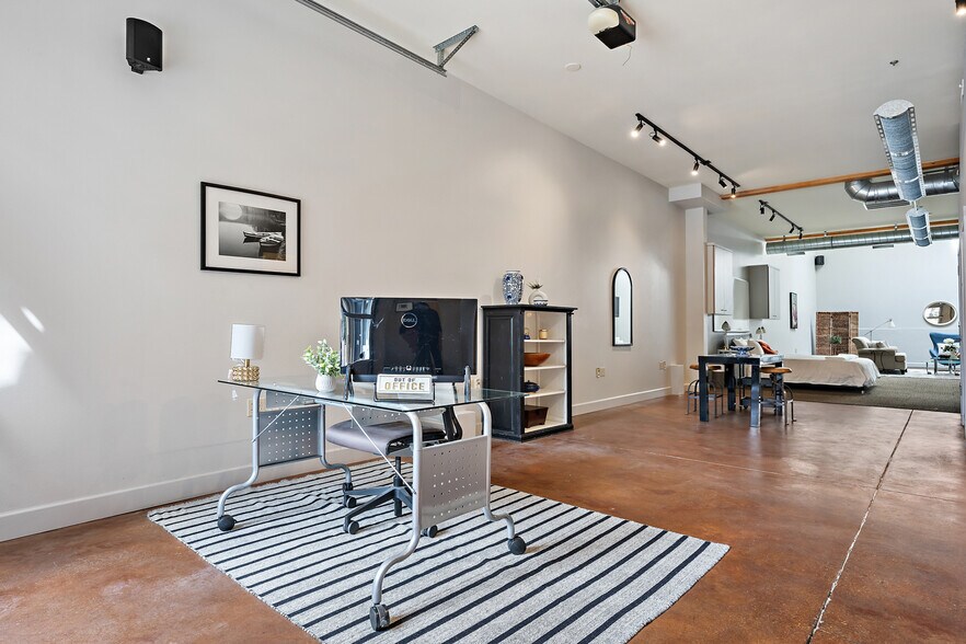 2523 NW Upshur St, Portland, OR à vendre - Photo intérieure – Image 3 sur 37
