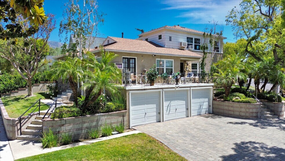 1120 East Ave, Burbank, CA à vendre - Photo principale – Image 1 sur 10