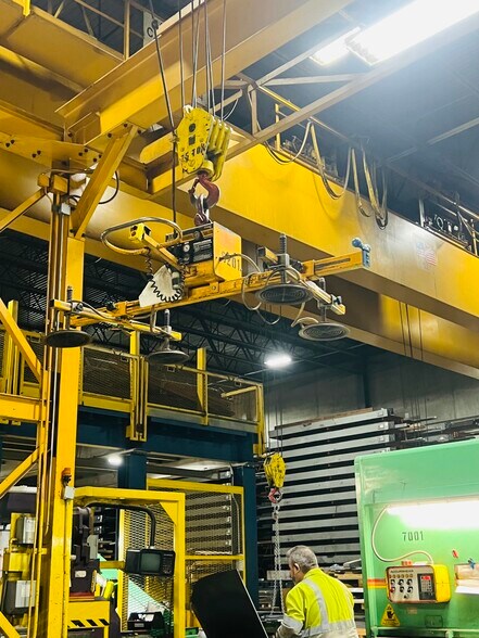 200 N Hardman Ave, South Saint Paul, MN à vendre - Photo de l’immeuble – Image 2 sur 9