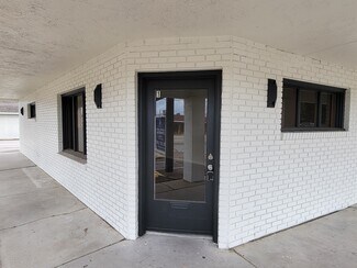 Plus de détails pour 200 Pass Rd, Gulfport, MS - Bureau, Local commercial à louer