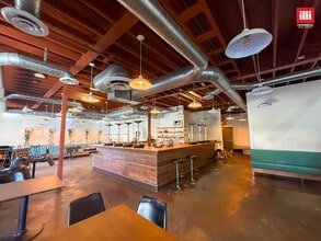 4720-4722 Woodman Ave, Sherman Oaks, CA à louer Photo intérieure– Image 2 sur 11