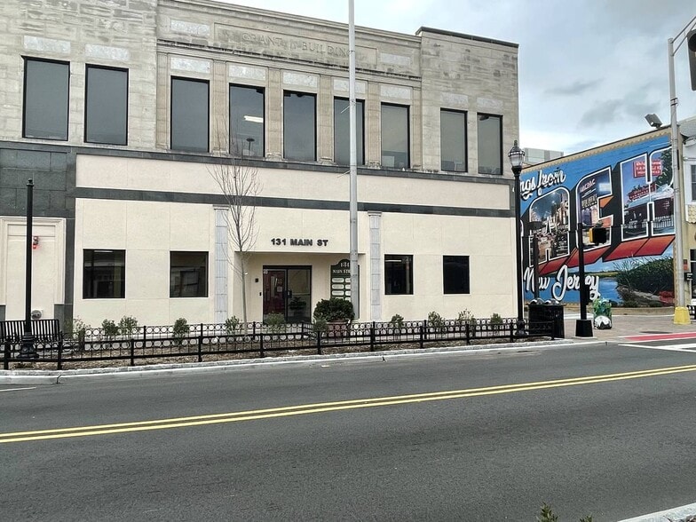 131 Main St, Hackensack, NJ à louer - Photo principale – Image 1 sur 24