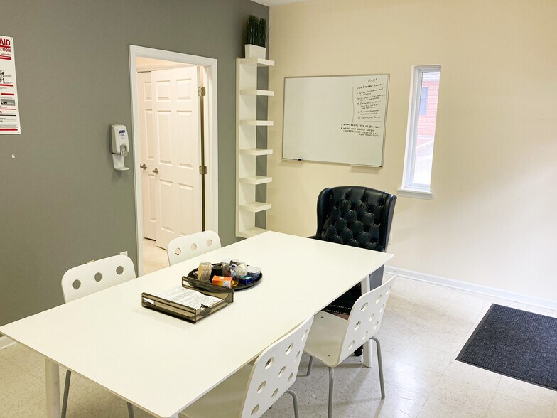 3729-3769 Junction Blvd, Raleigh, NC à louer - Photo de l’immeuble – Image 2 sur 4