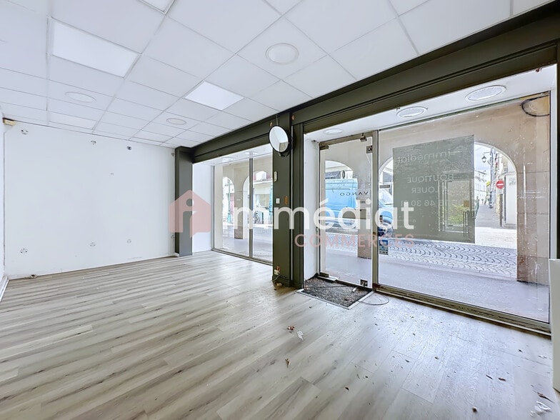 12 Rue Du Château, Rueil-Malmaison à louer - Photo de l’immeuble – Image 3 sur 6