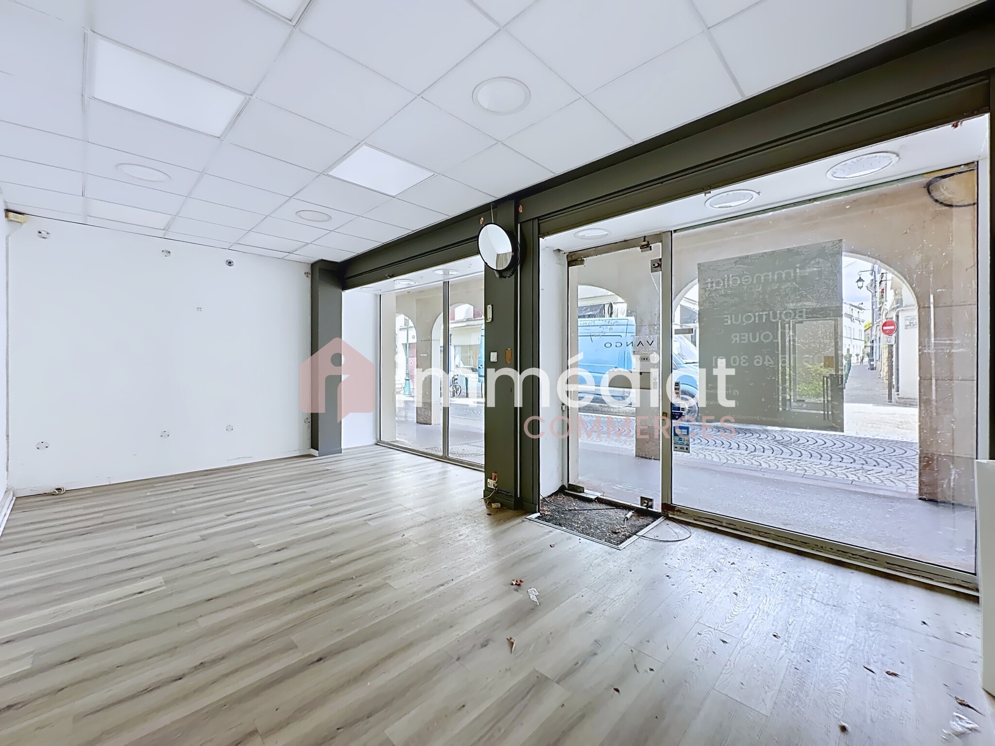 12 Rue Du Château, Rueil-Malmaison à louer Photo de l’immeuble– Image 1 sur 7