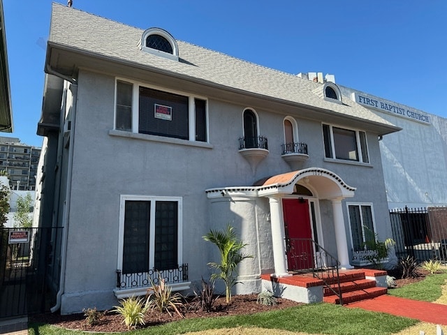 1025 Locust Ave, Long Beach, CA à vendre - Photo de l’immeuble – Image 2 sur 26