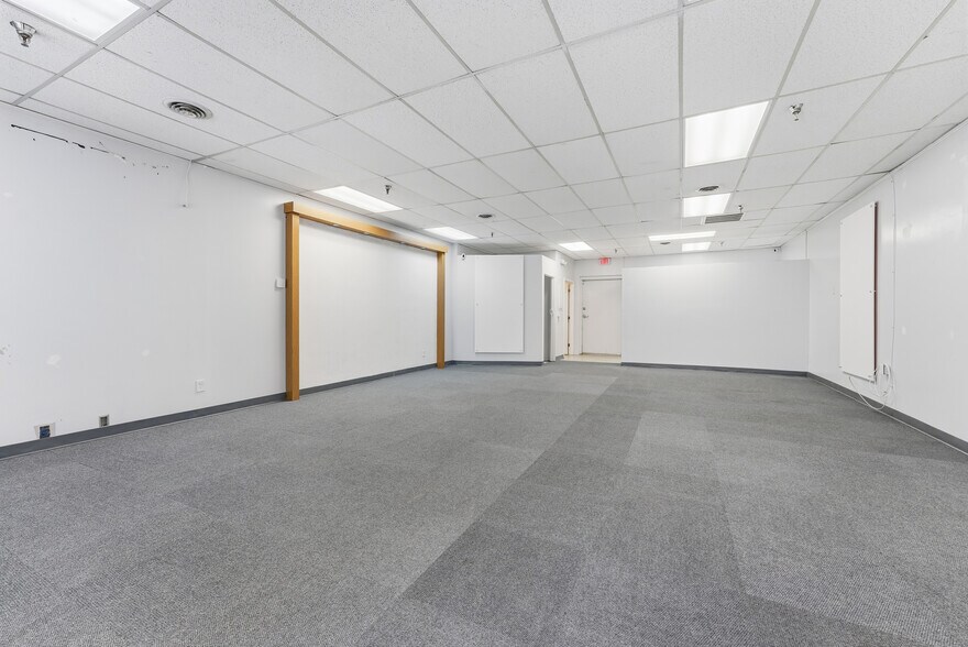 45-65 Southwick Rd, Westfield, MA à louer - Photo de l’immeuble – Image 3 sur 26