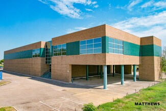 Plus de détails pour 903 Highway 146 S, La Porte, TX - Local d’activités à vendre