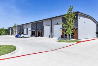 Plus de détails pour 312-332 Eldorado Pky, McKinney, TX - Industriel/Logistique à louer