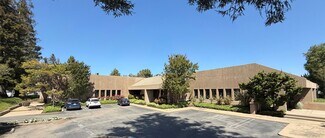 Plus de détails pour 425 Lakeside Dr, Sunnyvale, CA - Local d’activités à vendre