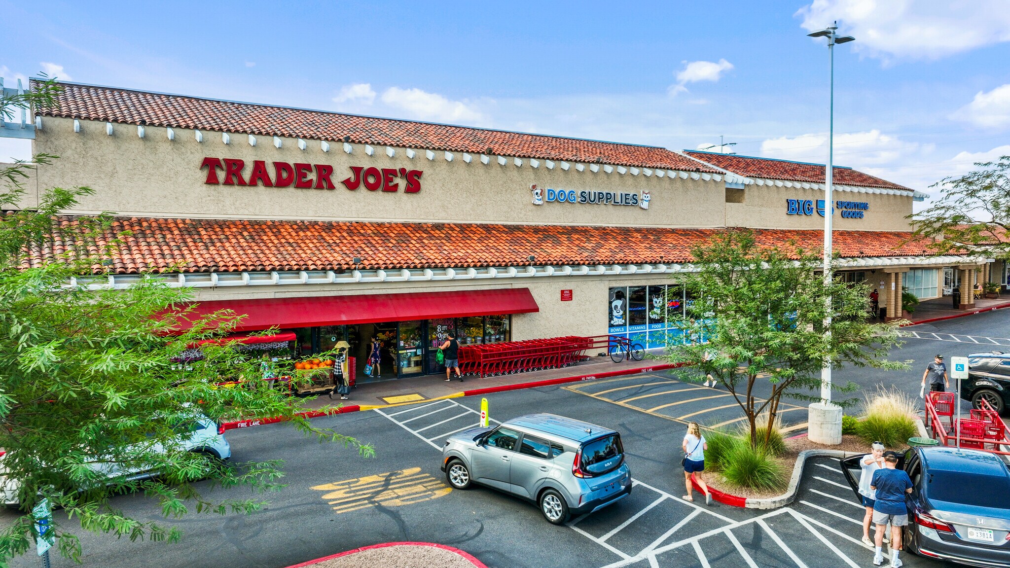 2702-2764 N Green Valley Pky, Henderson, NV à louer Photo principale– Image 1 sur 8