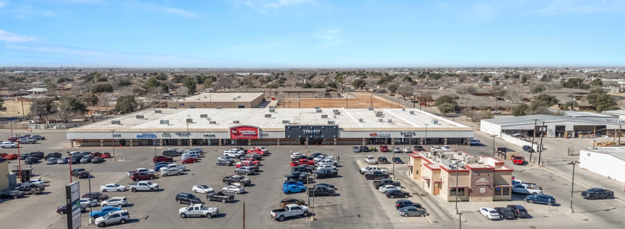 2421-2429 N County Road W, Odessa, TX à vendre Photo de l’immeuble– Image 1 sur 14