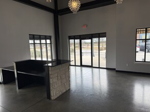 2904 E Stan Schlueter Loop, Killeen, TX à louer Photo de l’immeuble– Image 2 sur 13