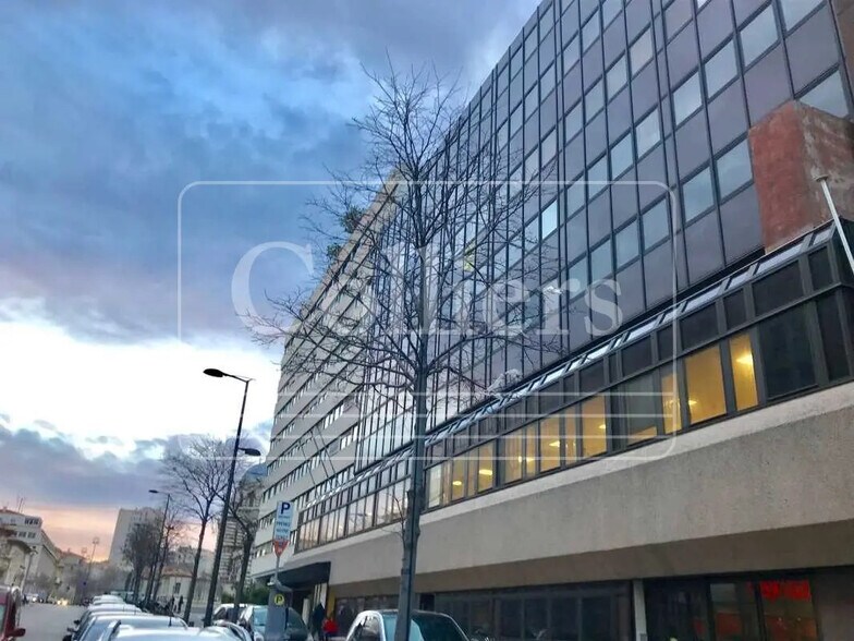 17 Bis Avenue Robert Schuman, Marseille à louer - Photo de l’immeuble – Image 1 sur 5