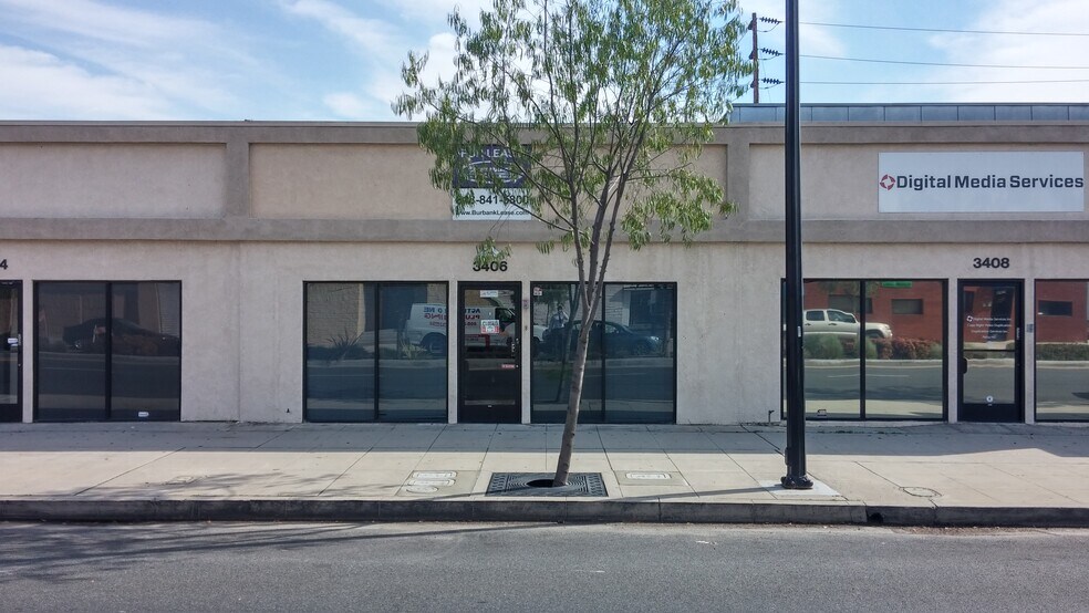 3406 W Burbank Blvd, Burbank, CA à louer - Photo de l’immeuble – Image 2 sur 4