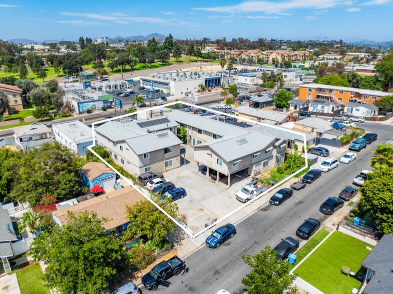5260-5262 Rex Ave, San Diego, CA à vendre - Photo de l’immeuble – Image 2 sur 15