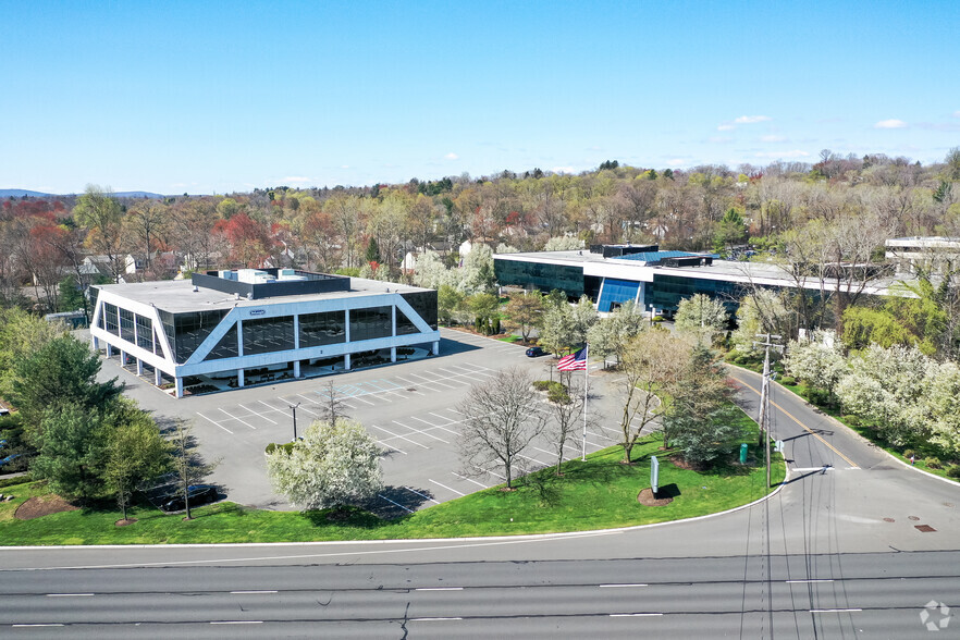 2 Park Way, Upper Saddle River, NJ à louer - Aérien – Image 3 sur 5