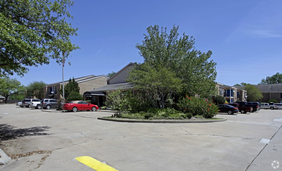 708 Alabama St, Katy, TX à vendre - Photo principale – Image 1 sur 4