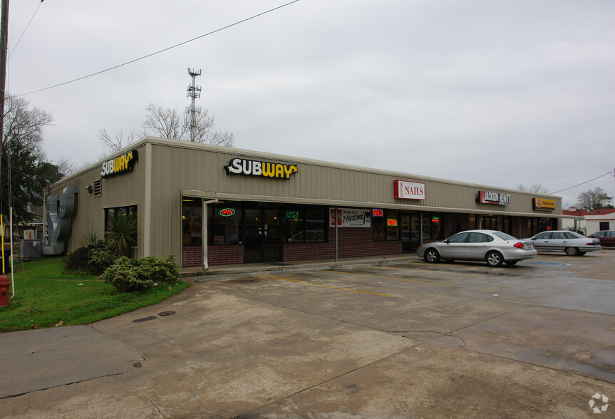 1020-1028 N Martin Luther King Hwy, Lake Charles, LA à louer - Photo principale – Image 2 sur 4