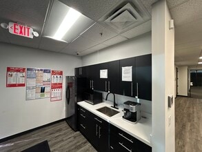 902 Clint Moore Rd, Boca Raton, FL à louer Photo intérieure– Image 2 sur 10