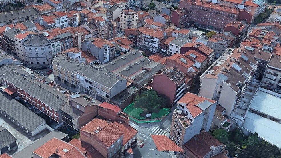 Terrain dans Manresa, Barcelona à vendre - Photo de l’immeuble – Image 2 sur 4