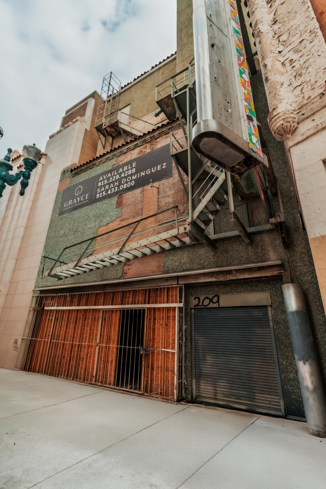 209 N Mesa St, El Paso, TX à vendre Photo principale– Image 1 sur 9